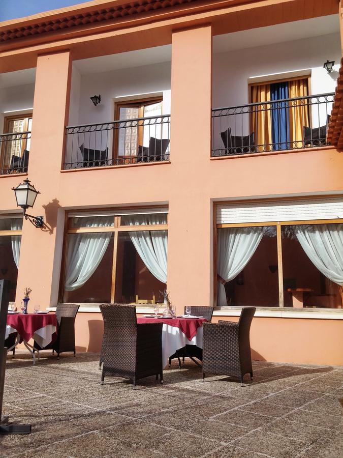 Hotel Fuertescusa Esterno foto